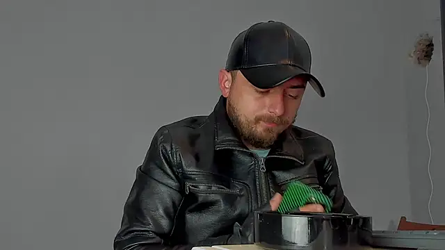 Snapshot of Master_Mark_Wayne chatting on November 6, 11:36 am Master Mark Wayne online show from November 6, 11:36 am