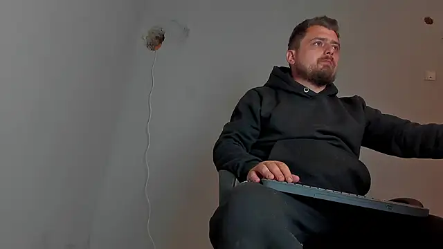 Snapshot of Master_Mark_Wayne chatting on November 9, 7:29 pm Master Mark Wayne online show from November 9, 7:29 pm