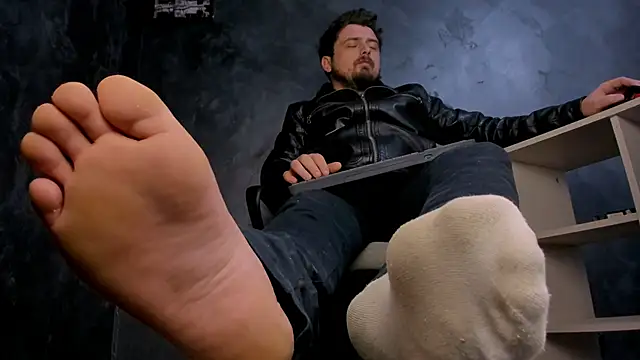 Master Mark Wayne online show from March 3, 11:45 pm