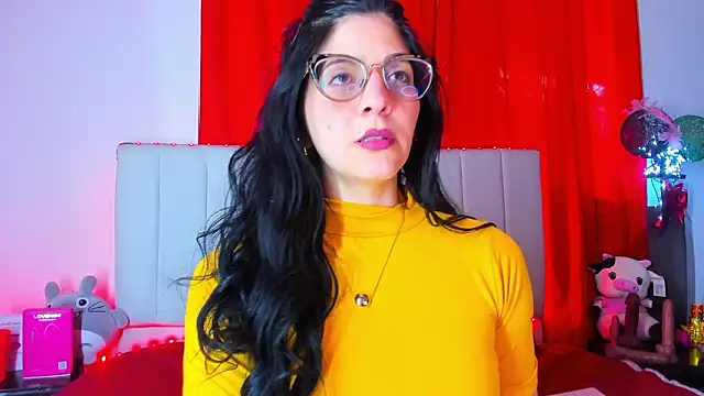 caro lyne  online show from March 14, 4:57 pm