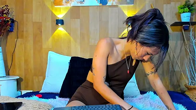 Snapshot of marianaa90 chatting on April 29, 4:11 pm marianaa90 online show from April 29, 4:11 pm