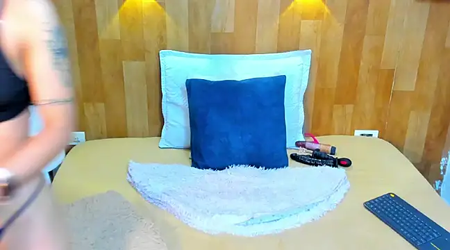 Snapshot of marianaa90 chatting on February 25, 3:31 pm marianaa90 online show from February 25, 3:31 pm