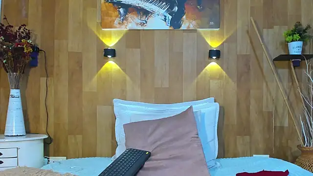 marianaa90 online show from April 1, 3:20 pm