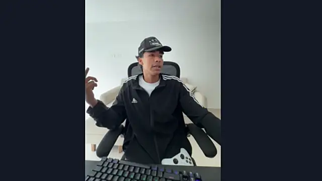 Tyler prince online show from November 28, 6:41 pm