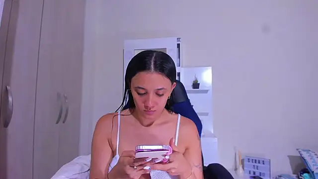 anny vittar online show from March 4, 10:49 pm