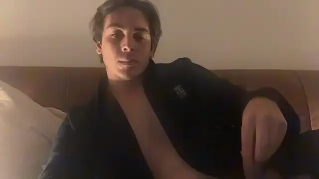 abe in red online show from October 29, 10:09 pm