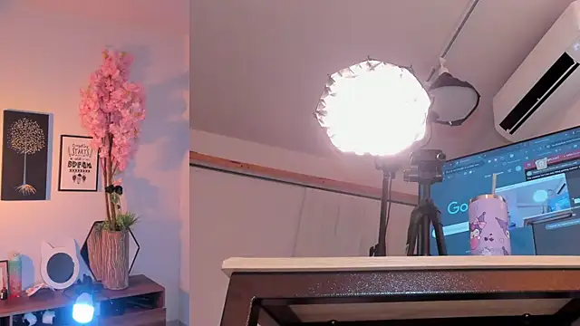 Siouxsie cenobite online show from March 22, 11:23 am