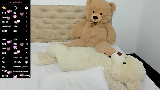 DarcieJane online show from December 7, 1:41 am