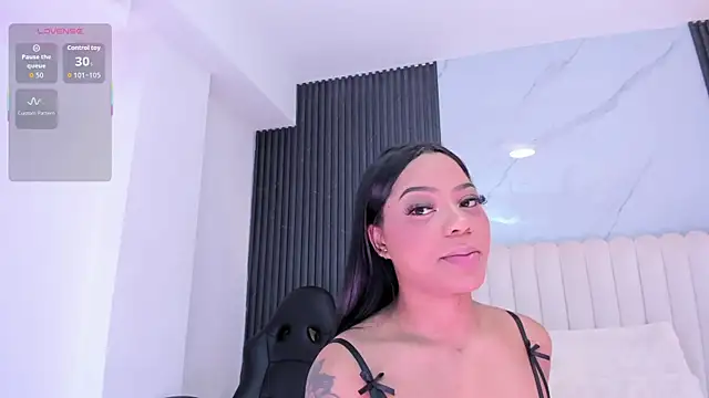 Snapshot of Madiee_Rhea chatting on February 21, 8:11 pm Madiee Rhea online show from February 21, 8:11 pm