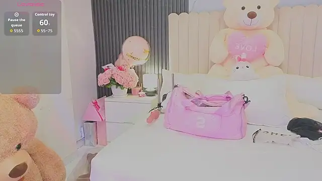 Madiee Rhea online show from May 26, 7:34 pm