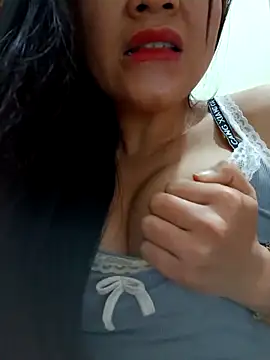 Lyly sexy2k online show from March 19, 7:18 am