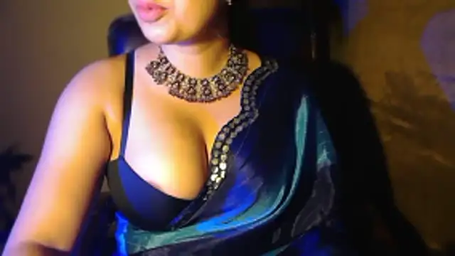 urvashihott online show from January 17, 5:38 pm