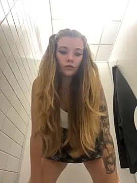 Snapshot of Holy_Tereza chatting on September 21, 4:12 pm Holy Tereza online show from September 21, 4:12 pm