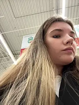 Snapshot of Holy_Tereza chatting on March 9, 3:16 pm Holy Tereza online show from March 9, 3:16 pm