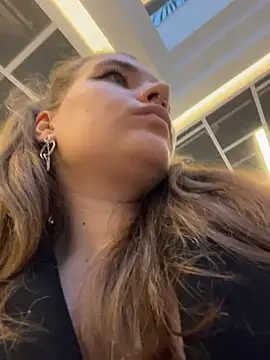 Holy Tereza online show from April 3, 3:07 pm