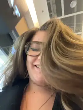 Holy Tereza online show from April 4, 4:57 pm