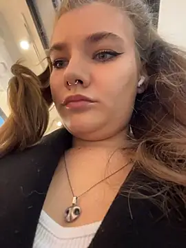 Holy Tereza online show from May 26, 3:21 pm