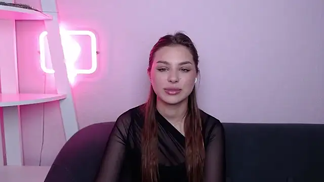 MilanaAngelAs online show from April 4, 4:41 am