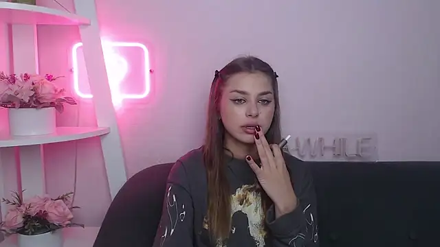 MilanaAngelAs online show from October 20, 4:47 am