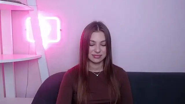 MilanaAngelAs online show from April 10, 4:41 am