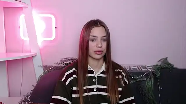 MilanaAngelAs online show from February 9, 8:40 pm