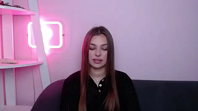 MilanaAngelAs online show from March 6, 5:46 am