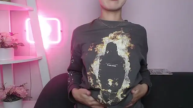 MilanaAngelAs online show from November 30, 7:31 am