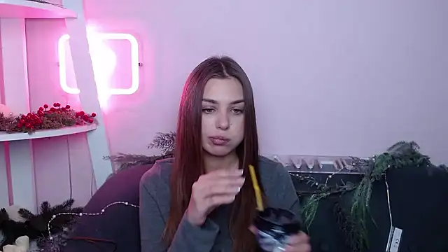 MilanaAngelAs online show from January 19, 5:55 am