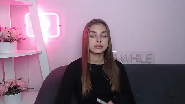 Snapshot of MilanaAngelAs chatting on October 11, 4:46 am MilanaAngelAs online show from October 11, 4:46 am