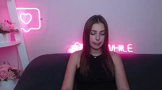 Snapshot of MilanaAngelAs chatting on February 25, 10:59 am MilanaAngelAs online show from February 25, 10:59 am