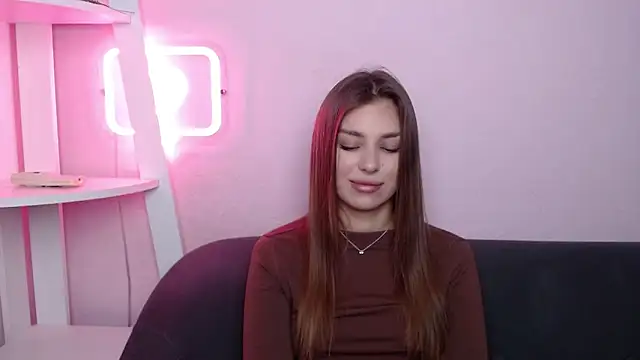 MilanaAngelAs online show from February 28, 5:51 am