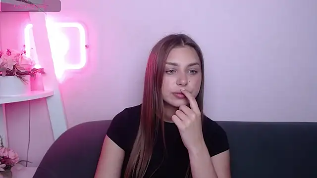 MilanaAngelAs online show from July 20, 4:42 am
