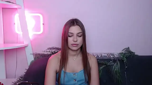 MilanaAngelAs online show from February 9, 6:00 am