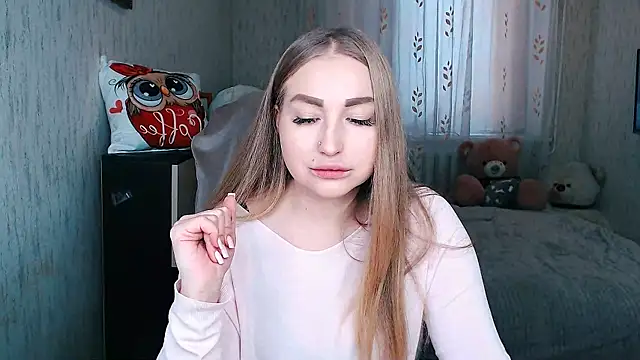 Snapshot of _KittyBoo chatting on February 6, 7:59 am KittyBoo online show from February 6, 7:59 am