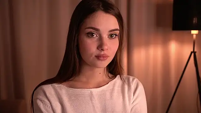 Snapshot of CarmenMoore26 chatting on December 13, 7:32 pm CarmenMoore26 online show from December 13, 7:32 pm