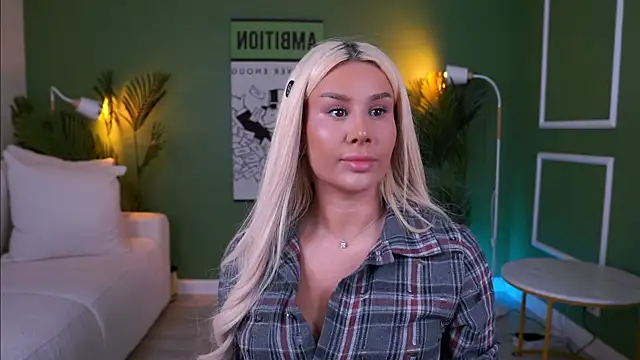 EvaZane online show from April 19, 9:43 am