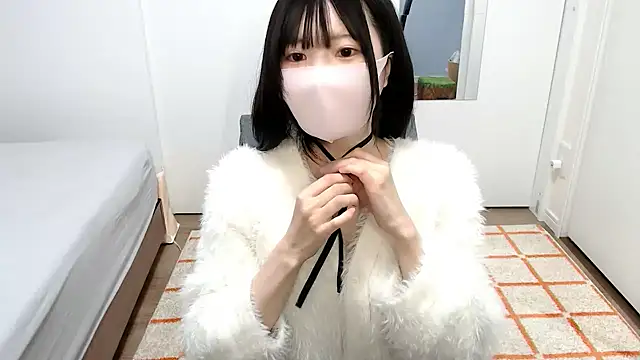  mi tsu ki  online show from January 3, 7:27 am