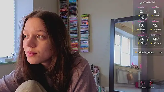 Addelin Moon online show from March 28, 5:52 am