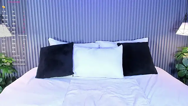 Snapshot of vanity_sex chatting on November 23, 12:37 pm vanity sex online show from November 23, 12:37 pm