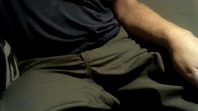 Snapshot of sexxx-mike chatting on November 15, 6:01 pm sexxx-mike online show from November 15, 6:01 pm