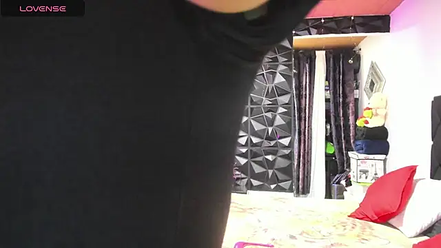 Snapshot of charlottemeyerr chatting on September 20, 10:04 pm charlottemeyerr online show from September 20, 10:04 pm