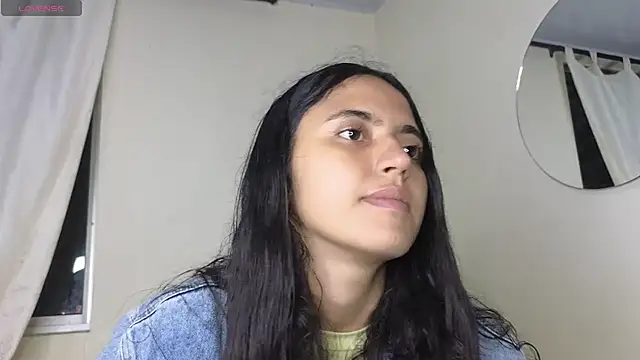 ViolettaSummer online show from November 30, 1:06 am