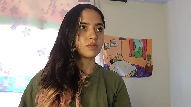 Snapshot of ViolettaSummer chatting on January 13, 3:26 pm ViolettaSummer online show from January 13, 3:26 pm