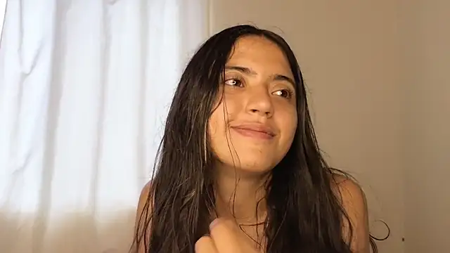 Snapshot of ViolettaSummer chatting on October 9, 10:10 pm ViolettaSummer online show from October 9, 10:10 pm