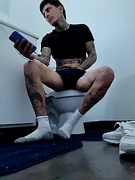 Snapshot of Papinine6 chatting on November 26, 4:23 am Papinine6 online show from November 26, 4:23 am