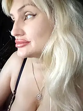 Freya Milf online show from November 11, 1:50 pm