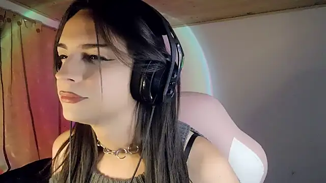 Dollbehavior  online show from February 4, 4:29 am