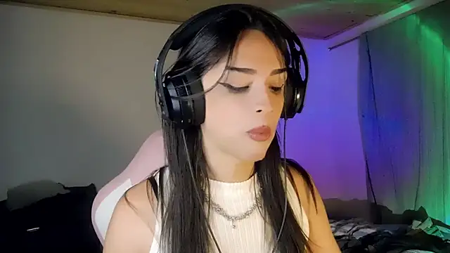 Dollbehavior  online show from January 15, 8:29 am