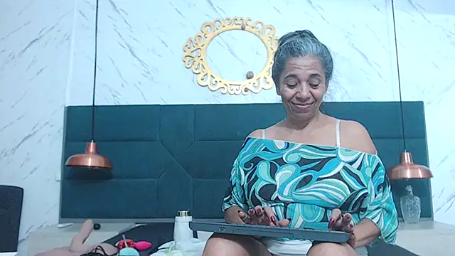 chanel grant online show from May 8, 6:23 pm