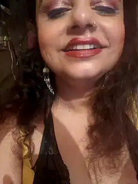 Snapshot of Maaya66 chatting on February 23, 11:04 pm Maaya66 online show from February 23, 11:04 pm